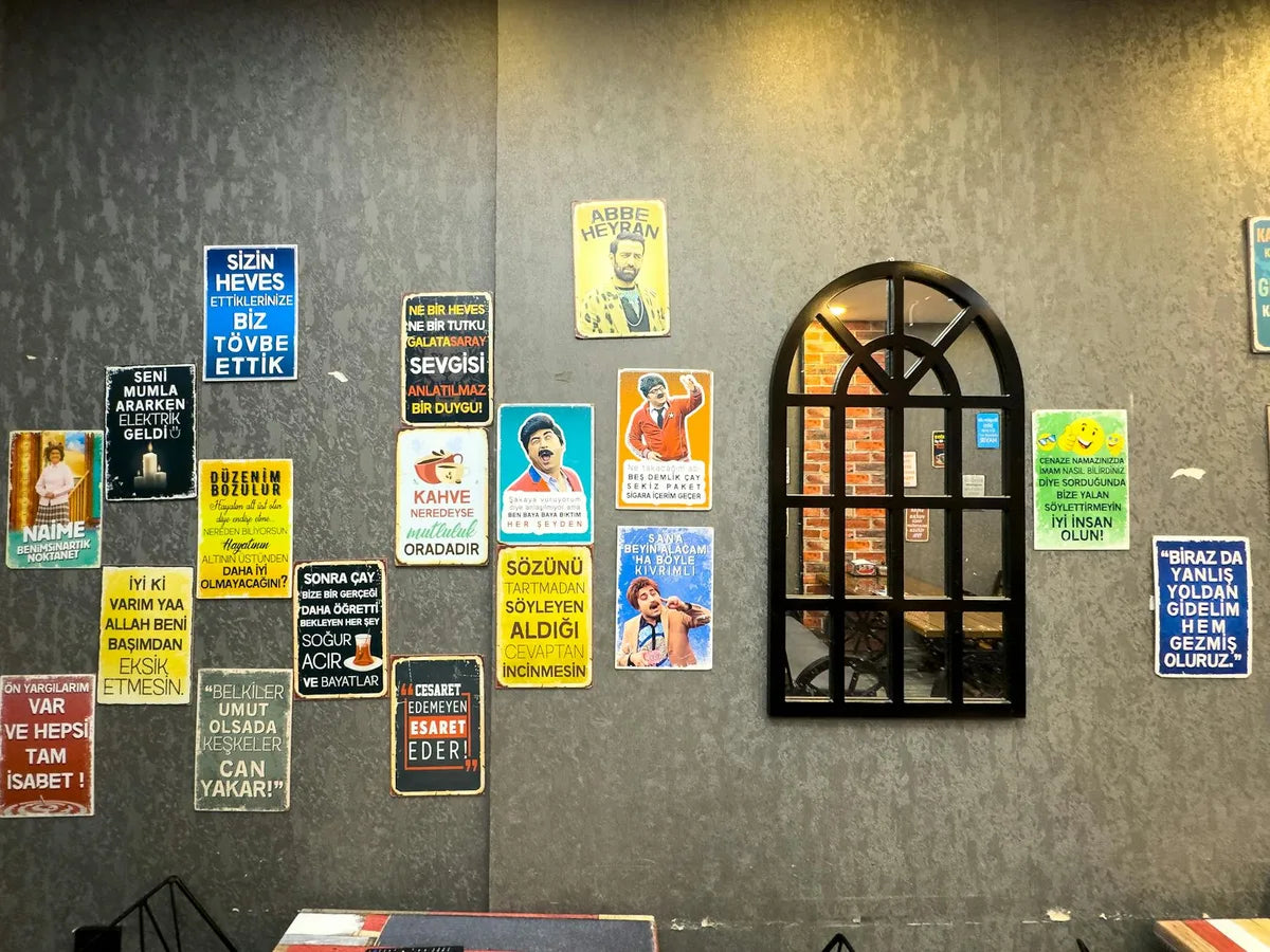Modern hallway with mirror and a graphic poster